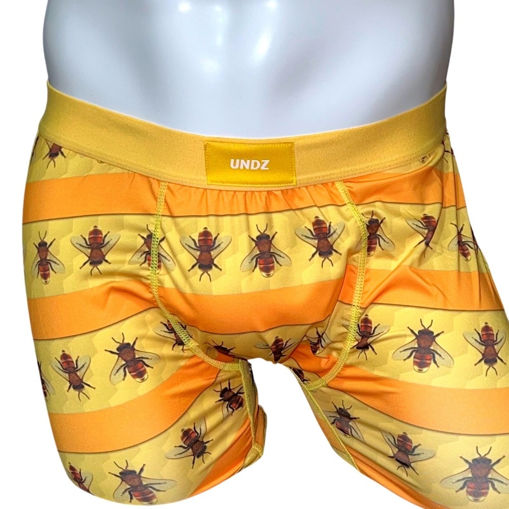 UNDZ Men Classic Beez Boxer Briefs Yellow Orange Honey Bee Print Small NEW